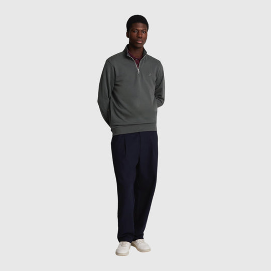 ML2022TON-W635 Lyle & Scott Tonal Eagle Quarter Zip Sweat